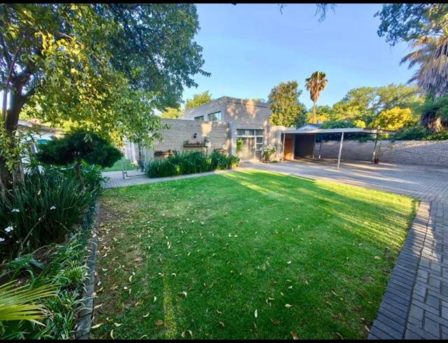 4 BEDROOM HOUSE FOR SALE IN VANDERBIJLPARK SW 5